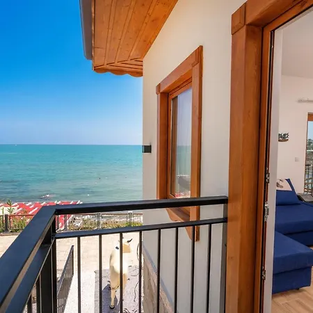 House Hotell 3*