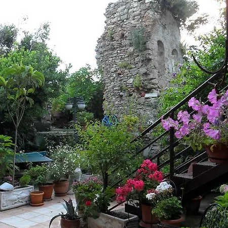 Szálloda House 3*