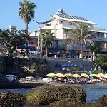 Hotel House 3*