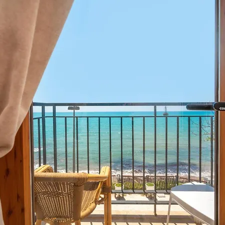 House Hotel 3*